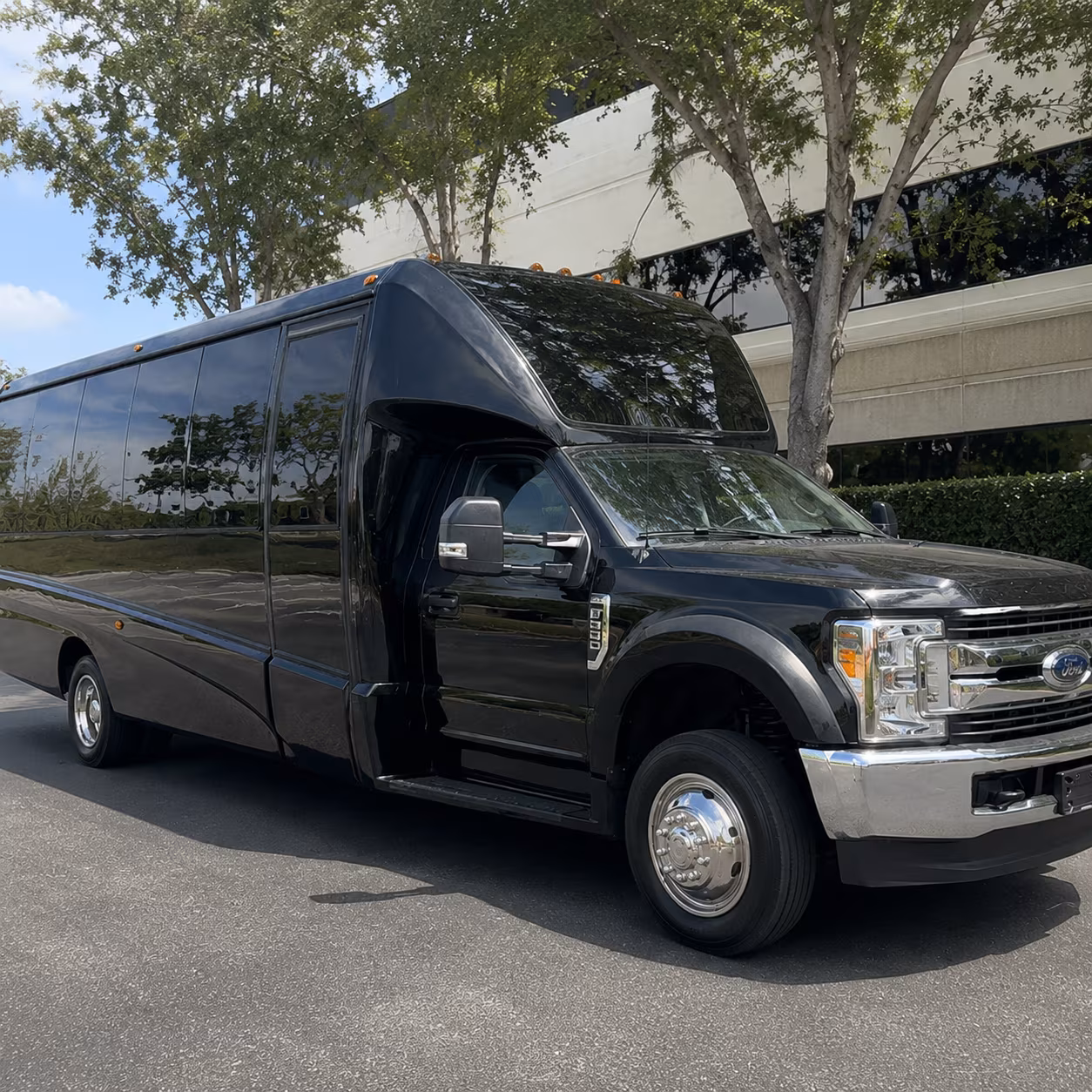 corporate party bus rental