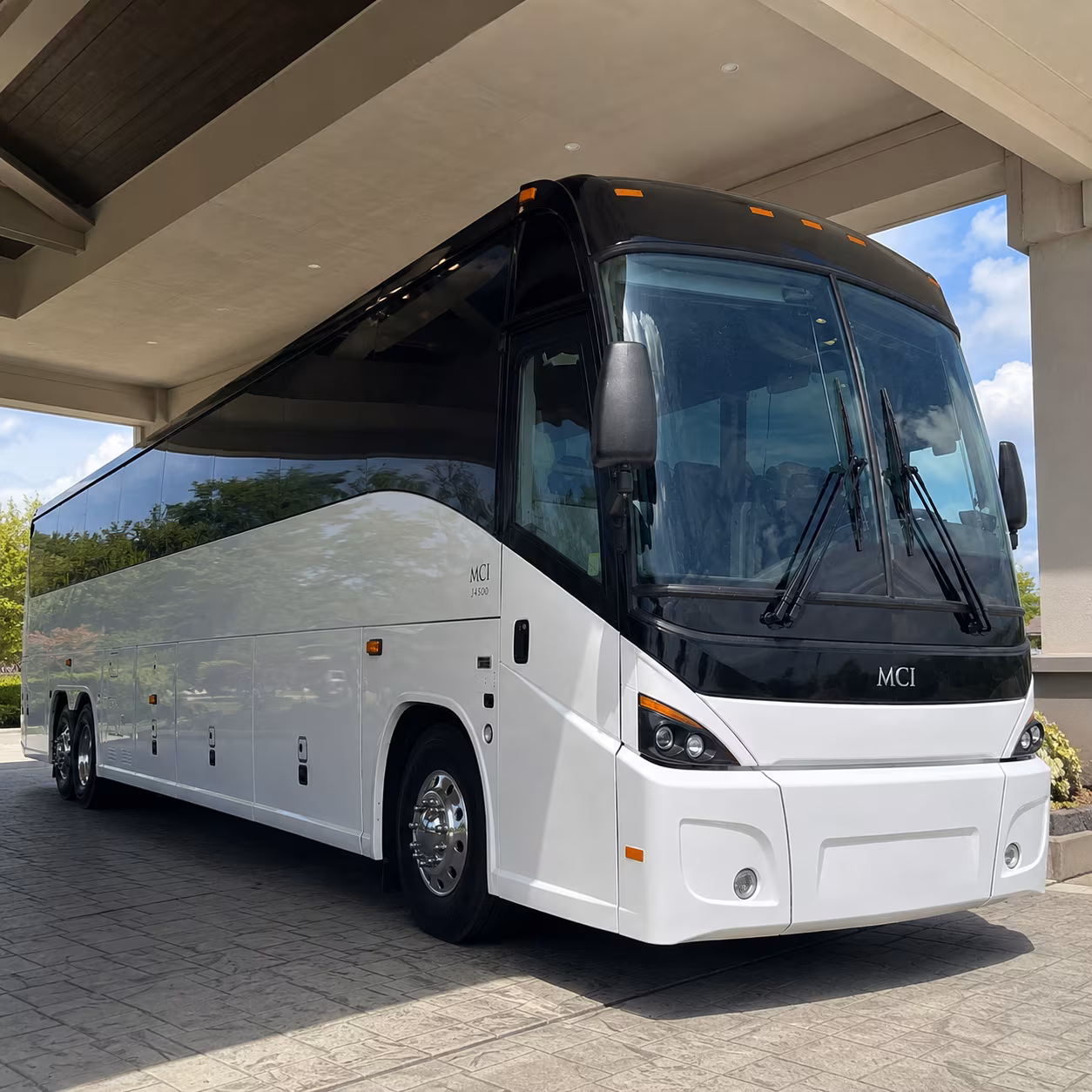 find the perfect transportation for your next airport transfer 4