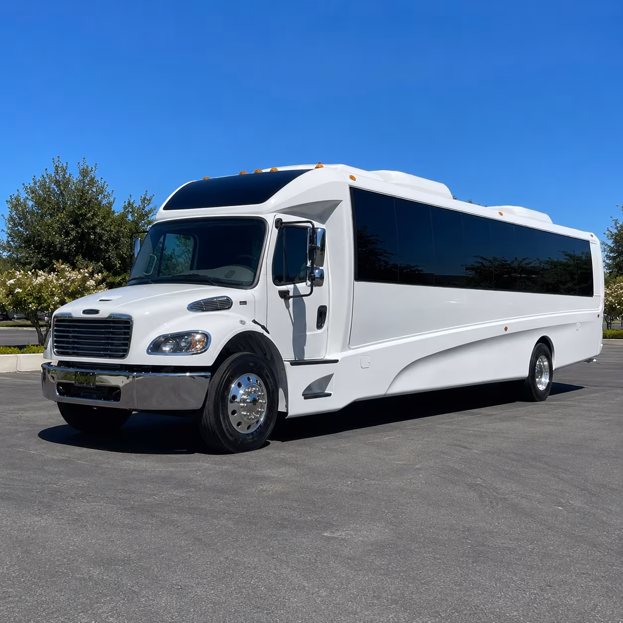 stonecrest 25 passenger minibus