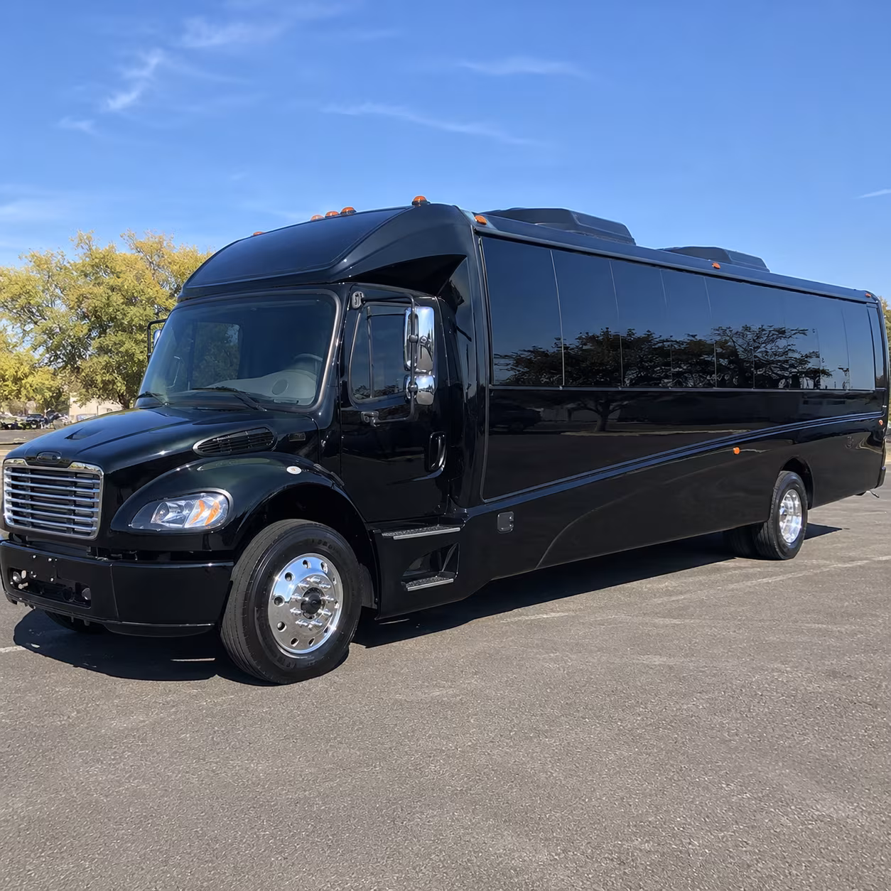 stonecrest 28 passenger minibus