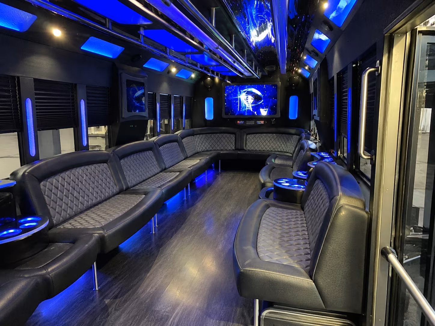 stonecrest 28 passenger party bus interior